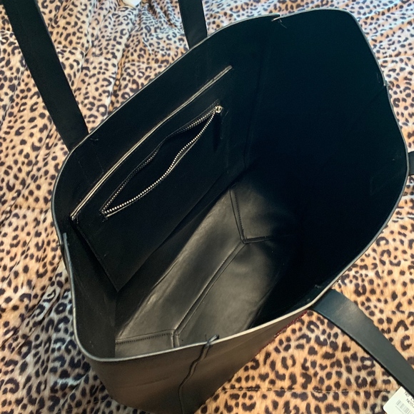 Snake Shoulder Bag - Picture 3 of 3